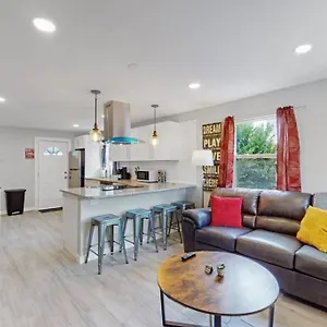 https://remodeled-southwestern-3-bedroom-home-in-denver.seedenverhotels.com