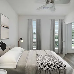 https://five-points-district-30-day-stays.seedenverhotels.com